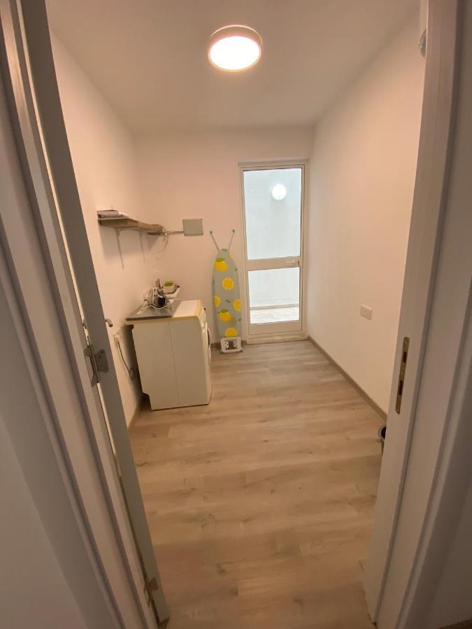 Modern Apartment With Large Outdoor Area - Sleeps 7, Close To Malta International Airport Лука Екстер'єр фото